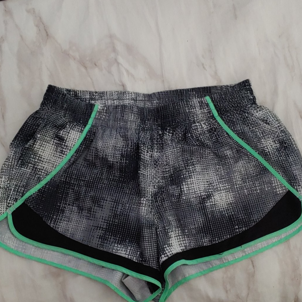 SO Athletic Shorts - M